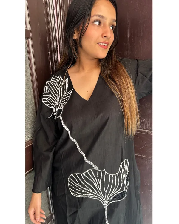 Black_Linen_Kurta_Pant_Set_For_Women