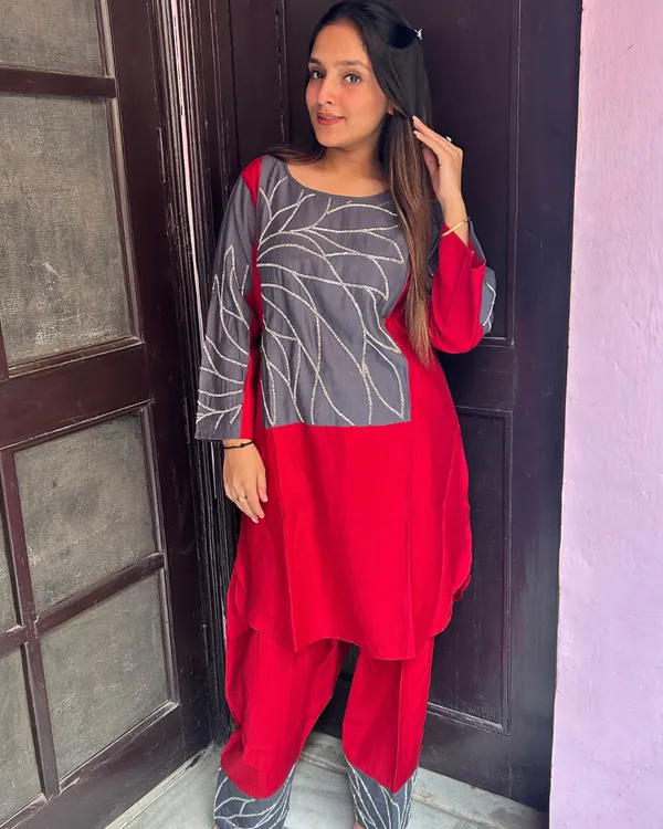 Red_Cotton_Flex_Straight_Kurta_Set_For_Women