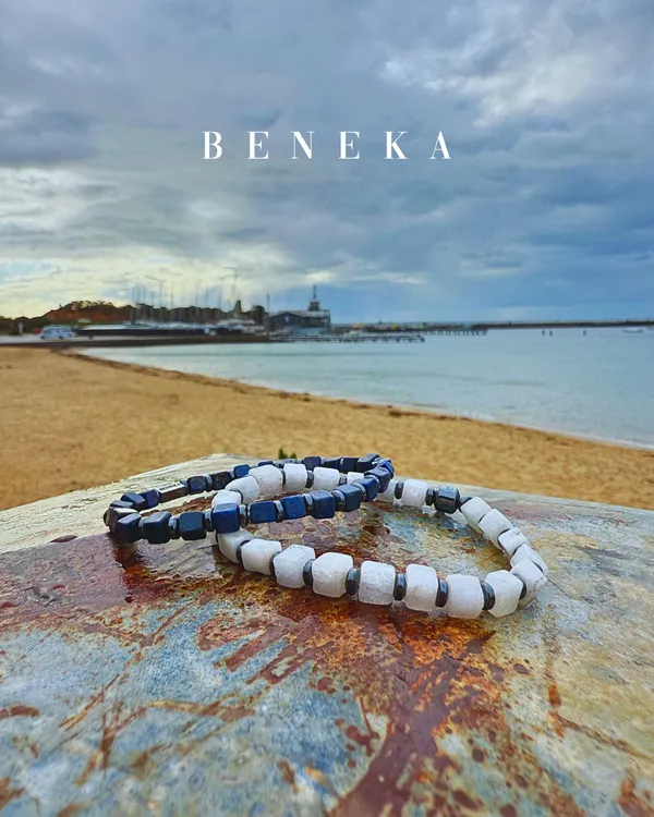 Blue_Lapis_Lazuli_Cube_Cut_Natural_Stone_Bracelet_For_Unisex