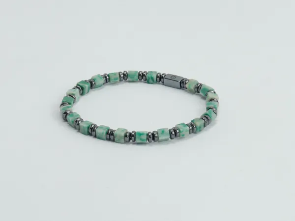 Green_Natural_Stone_Cube-Cut_Aventurine_Bracelet_For_Unisex