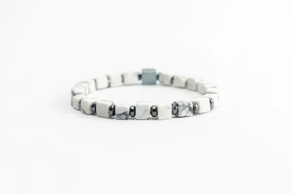 White_Howlite_Natural_Stone_Cube_Cut_Bracelet_For_Unisex