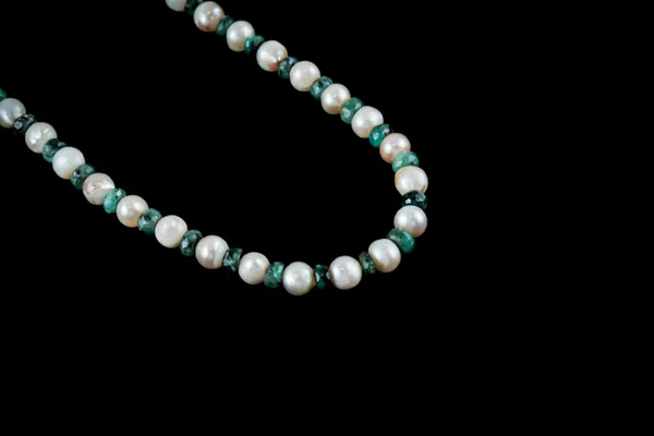 Green_White_Natural_Emerald_Sea_Pearl_Clasp_Necklace_For_Unisex