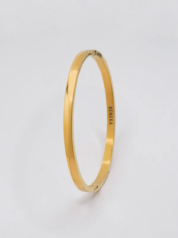 Gold_Brass_Sculpted_Curve_Snap-Lock_Bangle_For_Unisex