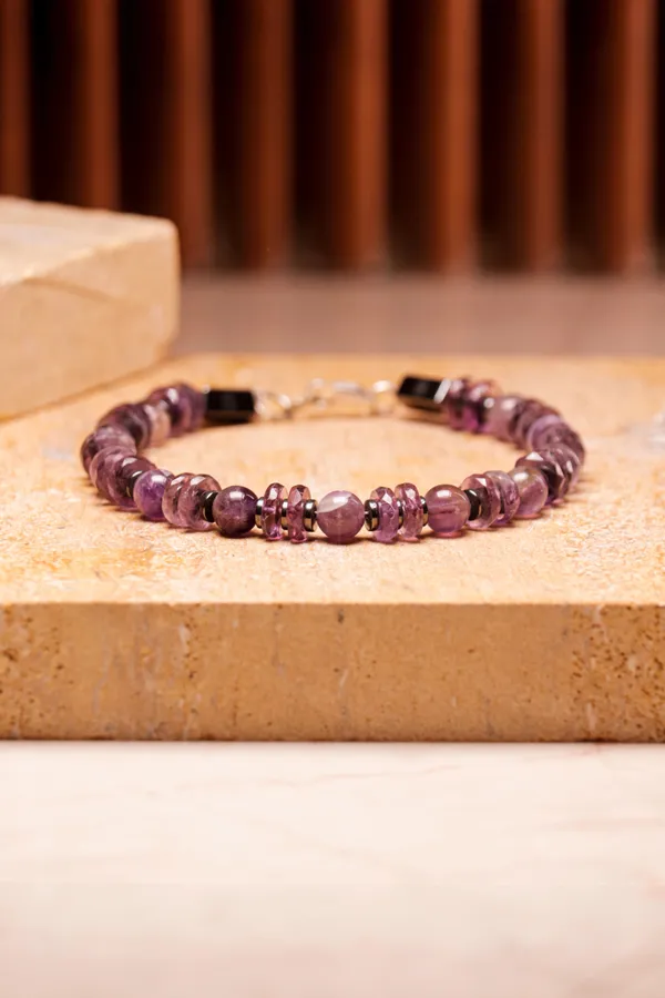 Purple_Multi-Shape_Natural_Amethyst_Clasp_Bracelet_For_Unisex