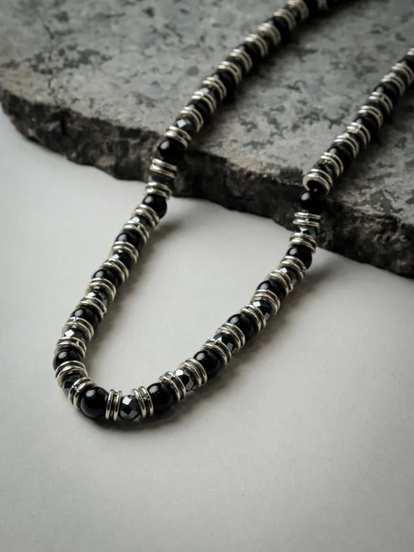 Black_Natural_Stone_Minimalist_Necklace_For_Unisex