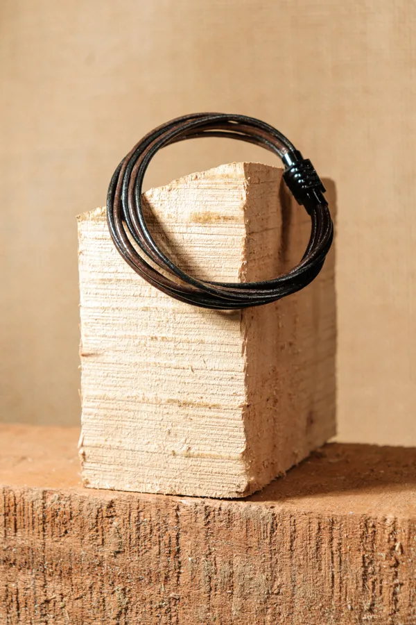 Black_And_Brown_Leather_Magnetic_Clasp_Bracelet_For_Unisex