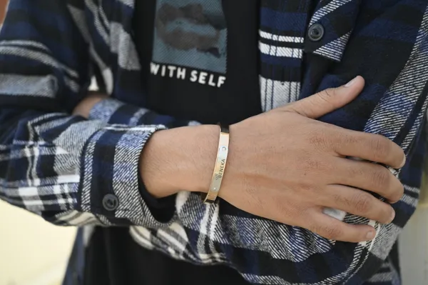 Gold_Stainless_Steel_Engraved_Bangle_Bracelet_For_Unisex