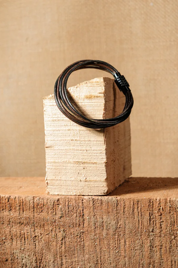 Black_And_Brown_Leather_Magnetic_Clasp_Bracelet_For_Unisex