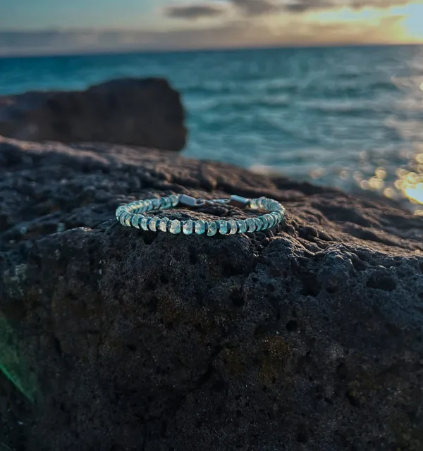 Aqua_Blue_Natural_Stone_Bracelet_For_Unisex