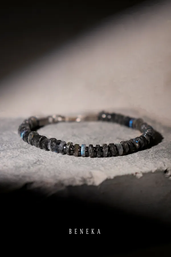 Black_And_Brown_Natural_Labradorite_Stone_Clasp_Bracelet_For_Unisex