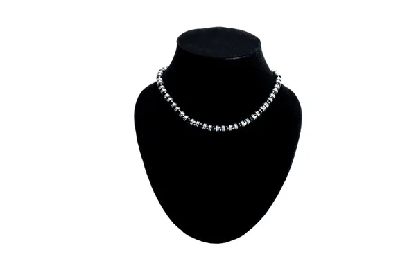 Black_Natural_Stone_Minimalist_Necklace_For_Unisex