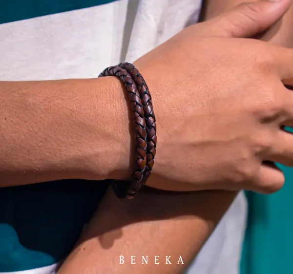 Brown_Leather_Magnetic_Clasp_Bracelet_For_Men