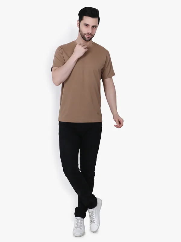 Brown_Crew_Neck_Regular_Fit_T-Shirt_For_Men