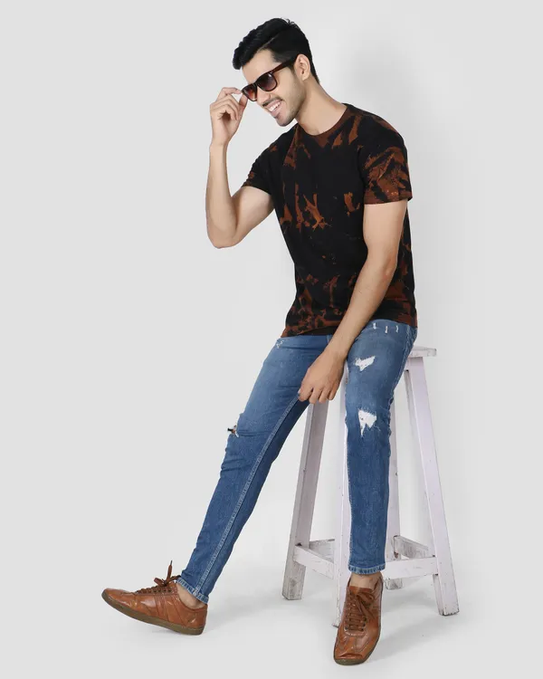 Black_Printed_Regular_Fit_T-Shirt_For_Men