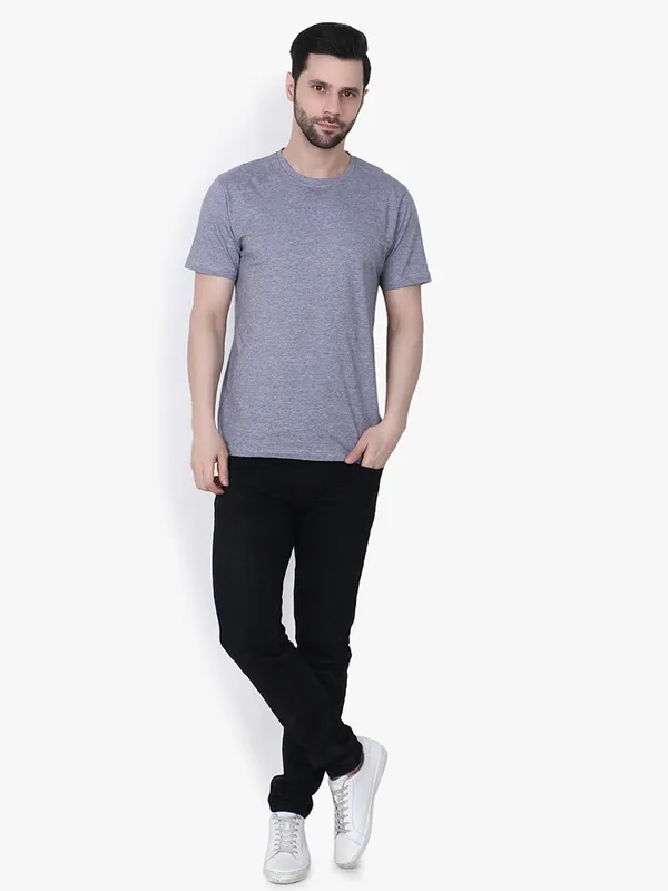 Grey_Regular_Fit_Crew_Neck_T-Shirt_for_Men
