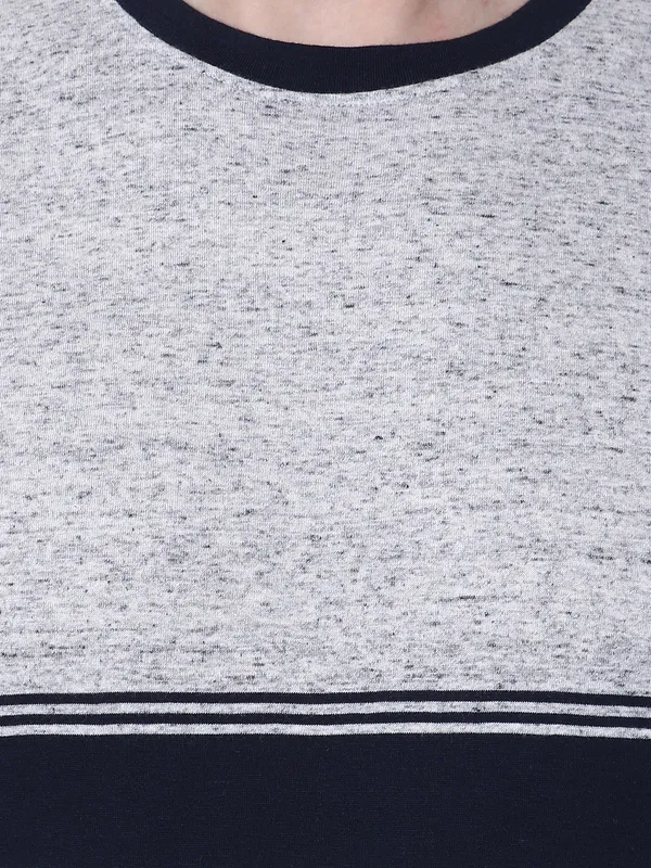 Grey_Regular_Fit_T-Shirt_For_Men