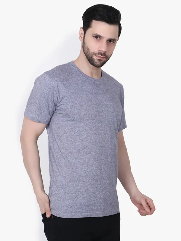 Grey_Regular_Fit_Crew_Neck_T-Shirt_for_Men