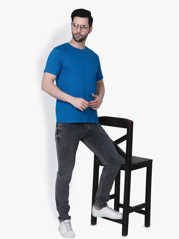 Blue_Regular_Fit_Crew_Neck_T-Shirt_For_Men