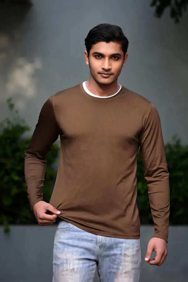 Brown_Regular_Fit_Full_Sleeve_T-Shirt_For_Men