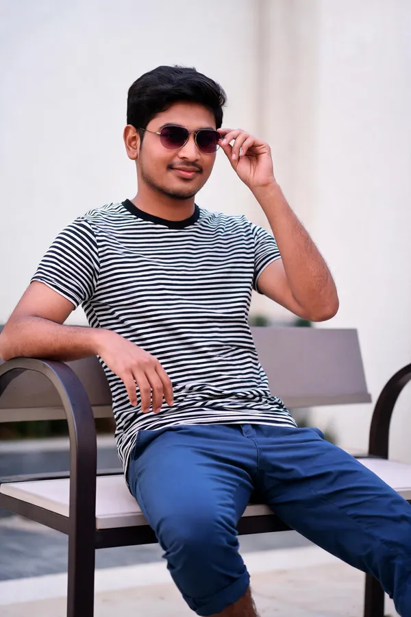 Black_And_White_Striped_Crew_Neck_T-Shirt_For_Men