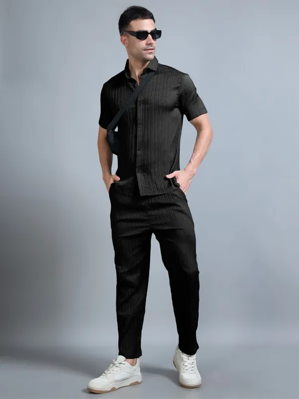 Black_40%_Cotton_60%_Polyester_Shirt_And_Trousers_Set_For_Men