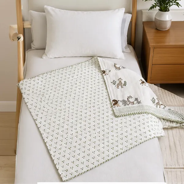 Jungle_Safari_Double_Dohar_90x108_Reversible_Cotton_Mulmul_Ac_Dohar_With_Lion_Elephant_Giraffe_Print_House_Of_Virasaat