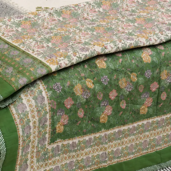 Hara_Bagh_Reversible_Razai_Double_King_Size_White_Green_Jaipuri_Razai_With_Chintz_Rose_Border_House_Of_Virasaat