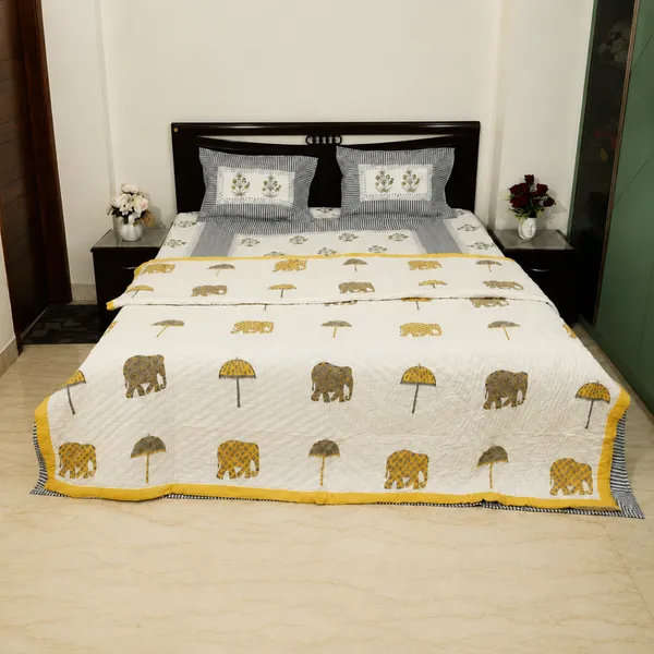Hathi_Chhatri_Reversible_Razai_Double_King_Size_White_Mustard_Yellow_Jaipuri_Razai_With_Elephant_Umbrella_Print_House_Of_Virasaat