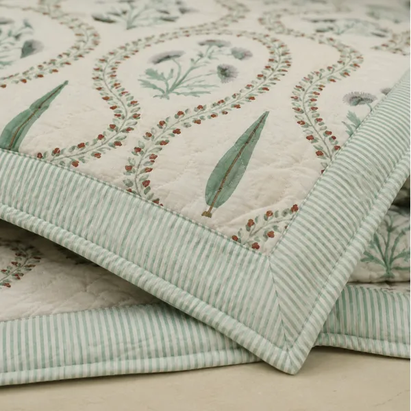 Bagh_E_Jaali_Reversible_Razai_Double_King_Size_White_Sage_Green_Jaipuri_Razai_With_Cypress_Thistle_Jaal_House_Of_Virasaat