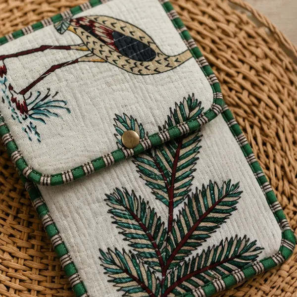 Saras_Phone_Sling_Bag_Off_White_Quilted_Cotton_Mobile_Sling_With_Teal_Palm_Stork_Motif_Green_Stripe_Piping_House_Of_Virasaat