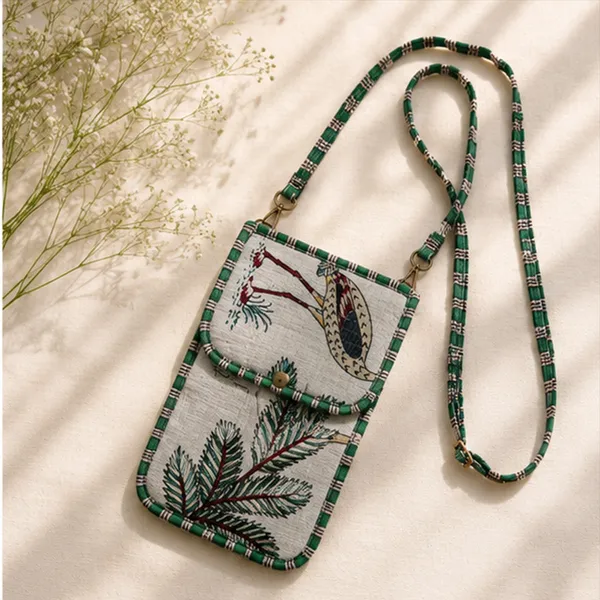 Saras_Phone_Sling_Bag_Off_White_Quilted_Cotton_Mobile_Sling_With_Teal_Palm_Stork_Motif_Green_Stripe_Piping_House_Of_Virasaat