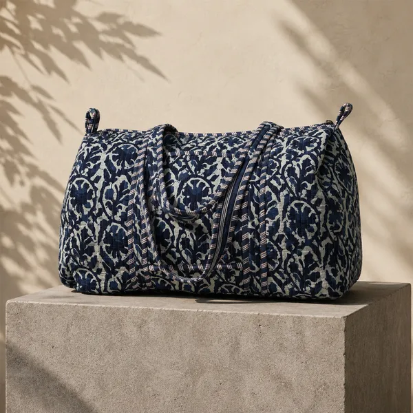 Neel_Jaal_Weekender_Duffle_Bag_Indigo_Blue_Quilted_Travel_Bag_House_Of_Virasaat