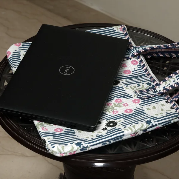Dhundli_Phool_Office_Laptop_Bag_Grey_White_Floral_Quilted_Laptop_Bag_With_Zip_House_Of_Virasaat