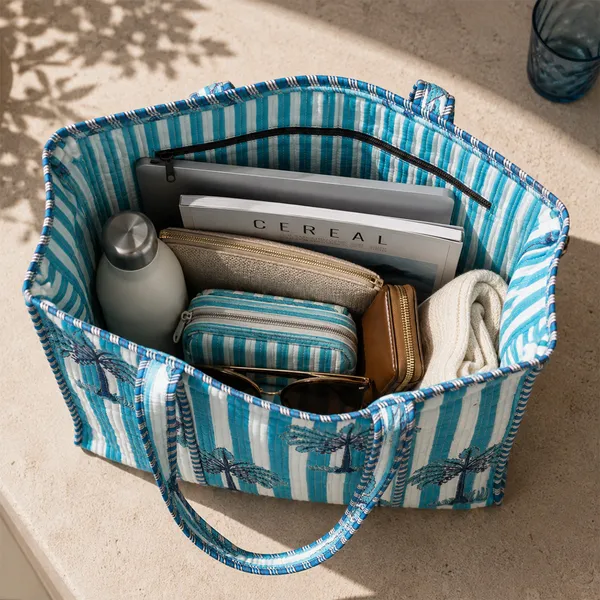 Neel_Taal_Tote_Bag_Blue_Palm_Stripe_Quilted_Tote_Bag_House_Of_Virasaat