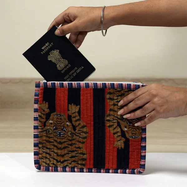 Sher_Dora_Passport_Pouch_Red_Tiger_Stripe_Quilted_Passport_Holder_House_Of_Virasaat