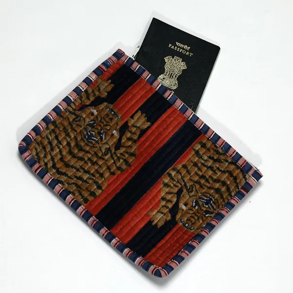 Sher_Dora_Passport_Pouch_Red_Tiger_Stripe_Quilted_Passport_Holder_House_Of_Virasaat
