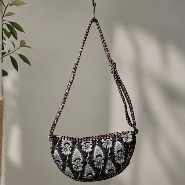 Rangrez_Noir_Sling_Bag_Black_Floral_Crossbody_Sling_Bag_House_Of_Virasaat