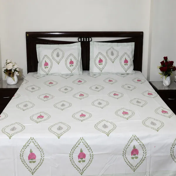 Sunehri_Hand_Block_Printed_King_Size_Bedsheet_100_Cotton_Pink_Rose_Green_Fern_Trellis_With_Check_Border