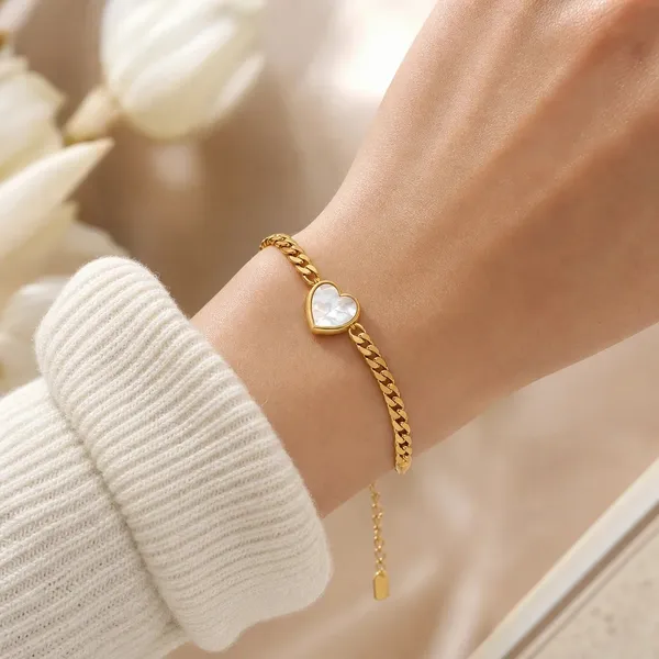 Gold_And_White_Anti-Tarnish_Heart_Chain_Bracelet_For_Women