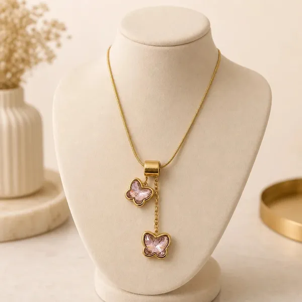 Gold-Tone_Butterfly_Pendant_Necklace_For_Women