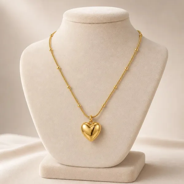 Gold_Tone_Heart_Pendant_Necklace_For_Women
