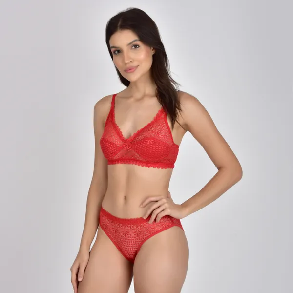 Red_Lace_Regular_Fit_Lingerie_Set_for_Women