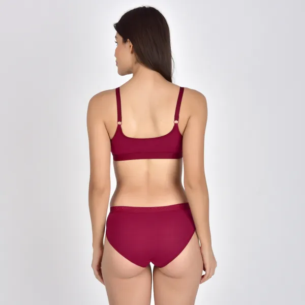 Burgundy_Bra_And_Brief_Set_for_Women