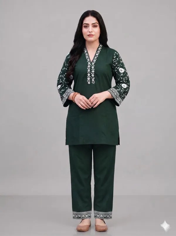 Green_Printed_Straight_Kurta_Set_for_Women