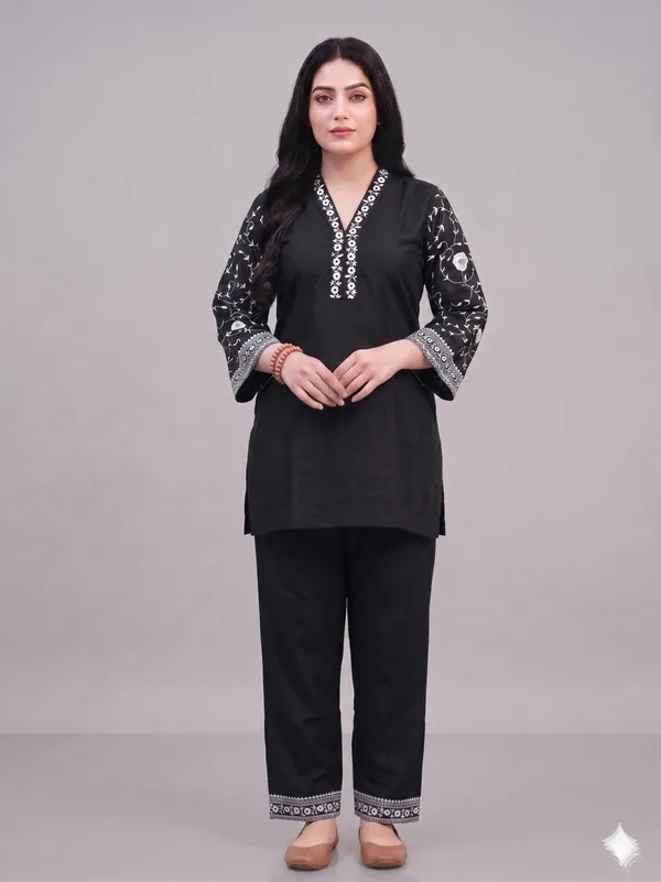 Black_Printed_Kurta_Set_for_Women
