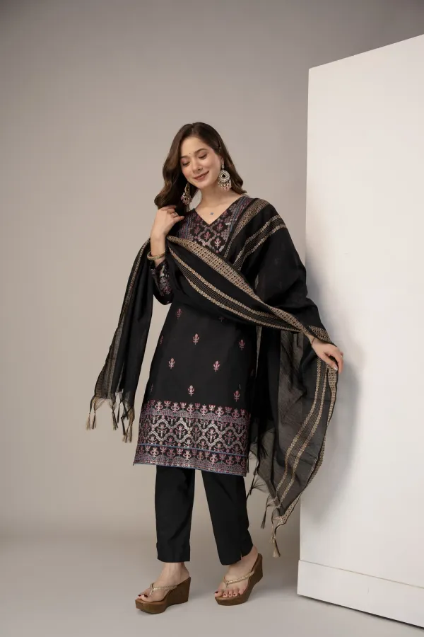 Black_Cotton_Straight_Printed_Kurta_Set_For_Women