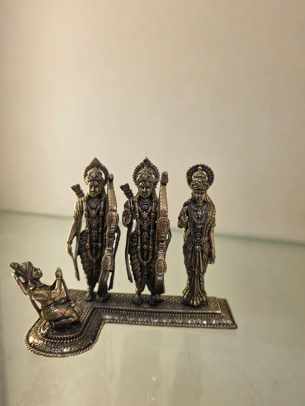 tulsi_all_in_one-RAM_DARBAR_-idol