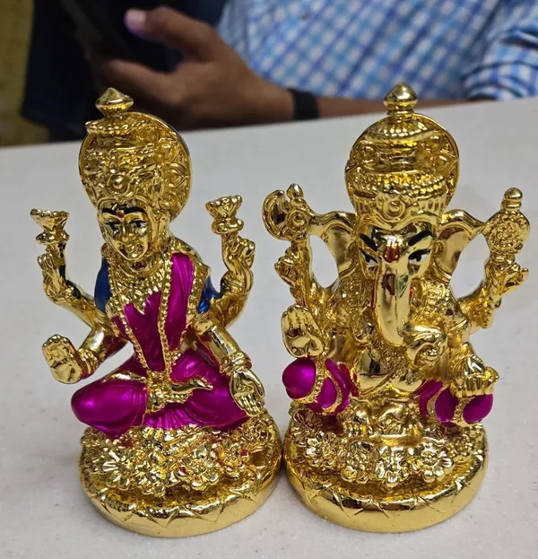 tulsi_all_in_one-LAKSHMI_GANESH-idol