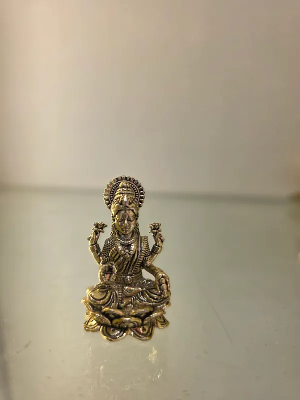 tulsi_all_in_one-LAXMI-idol