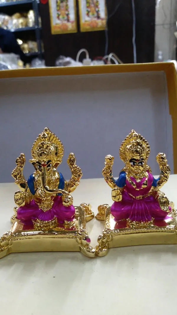 tulsi_all_in_one-LAKSHMI_GANESH-idol